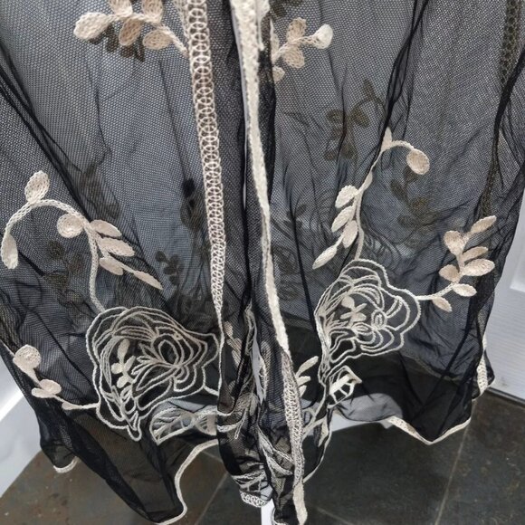 Embroided Lace Sheer Women Robe Kimono Cover Up Duster - Picture 5 of 8